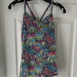 PRISMSPORT Floral Razorback Top in Blue, Pink & Green -size Medium. EUC